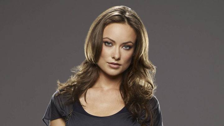 Olivia Wilde Sweet Smiling Face In Black Top